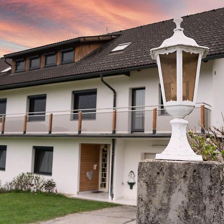 Appartement Haus Kruschitz Ludmannsdorf Esterno foto